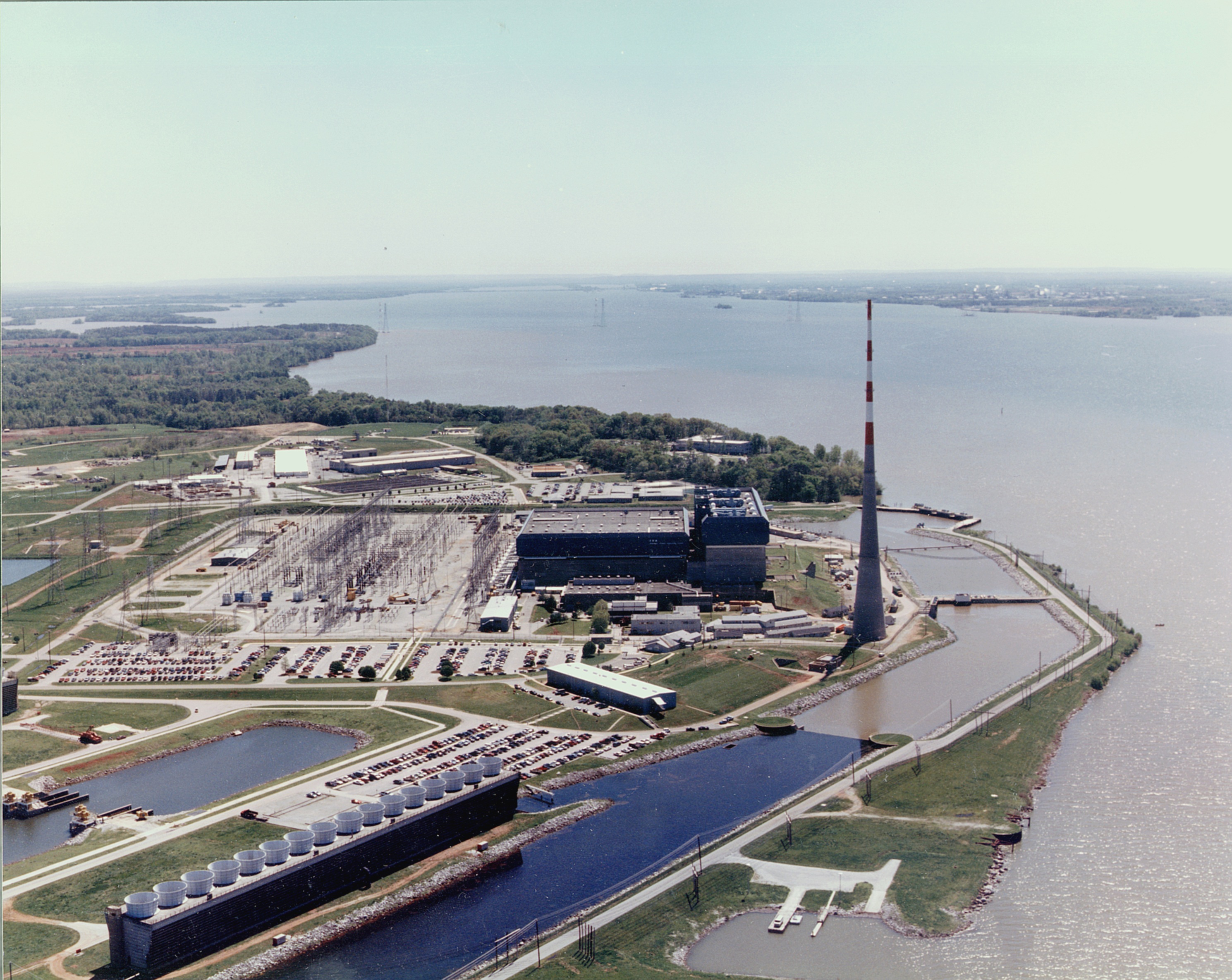 2007 – Browns Ferry Nuclear Power Plant Becomes the First U.S. Nuclear Reactor to Come Online in the 21st Century.