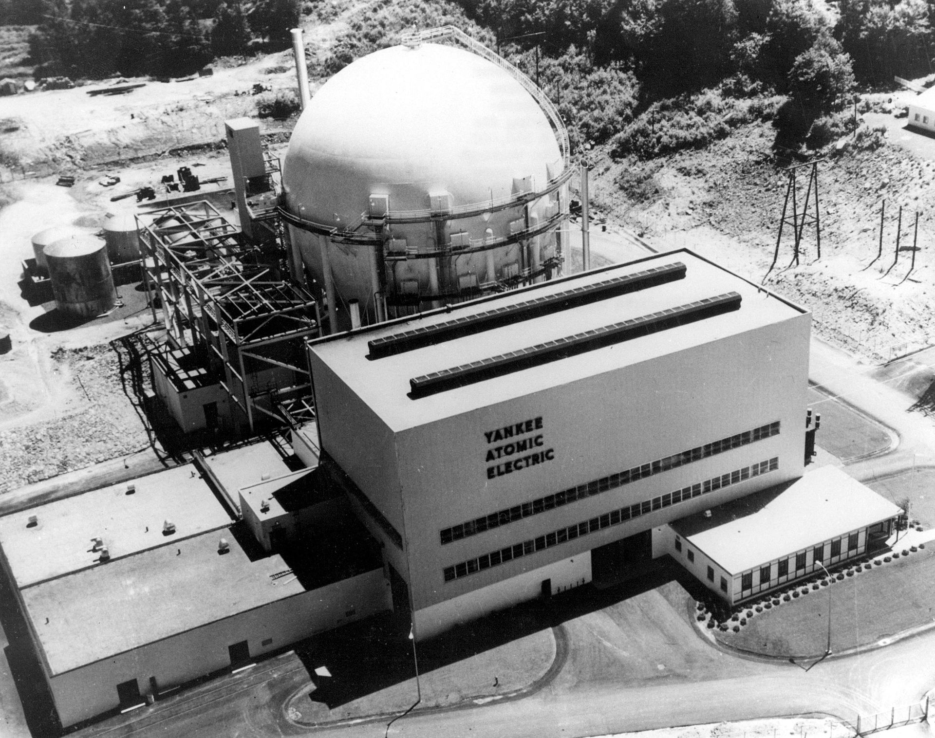 1960 – The Dresden and Yankee Rowe Nuclear Power Stations Become the First Privately Funded, Commercial Reactors